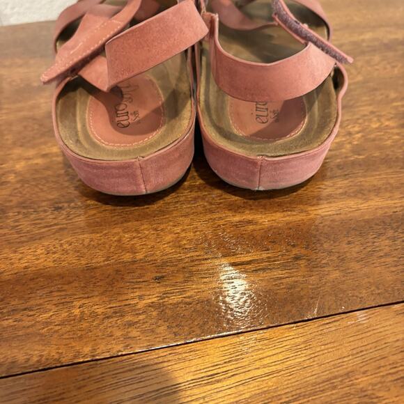 Eurosoft by Sofft Sandals Womens Size 7.5 Pink Giametta Cork Wedge Slingback - Picture 4 of 12